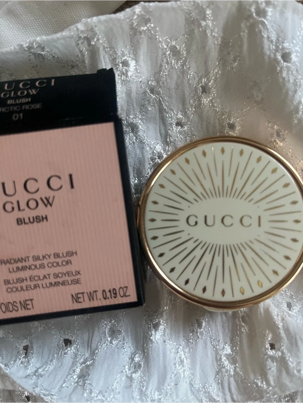 GUCCI glow blush